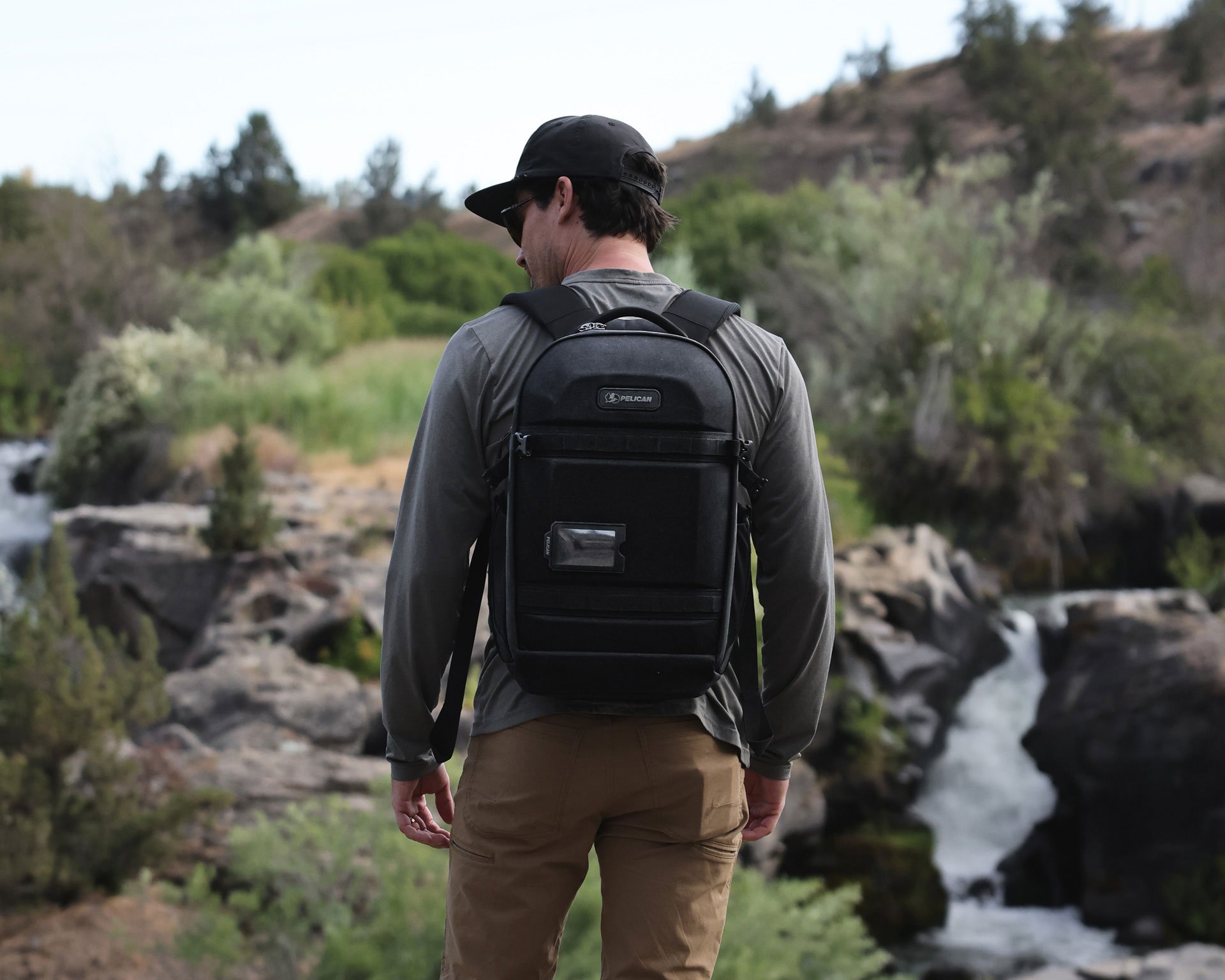 pelican aegis 18l lifestyle 01